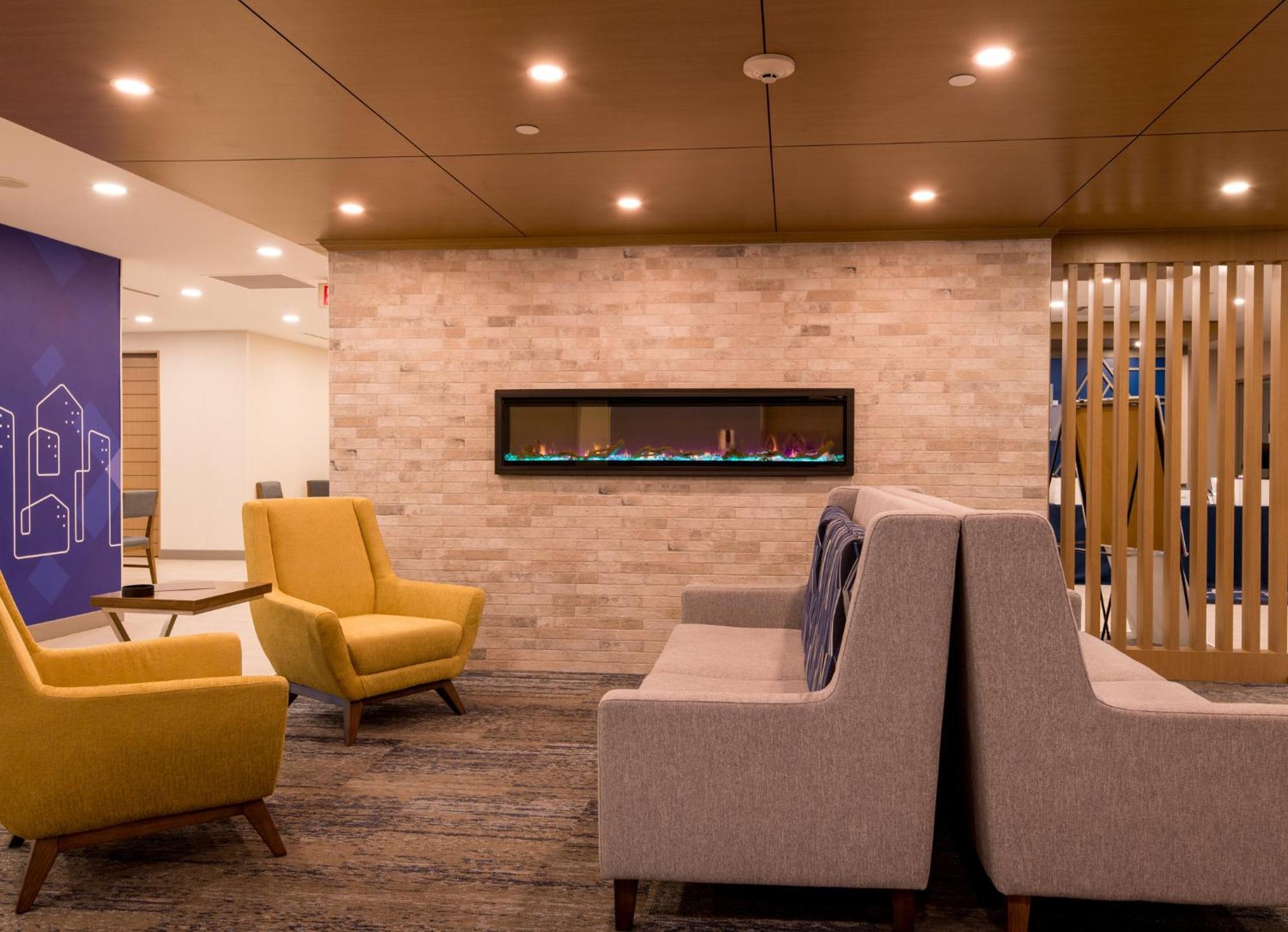 Holiday Inn Express & Suites Huntsville By Ihg Zewnętrze zdjęcie