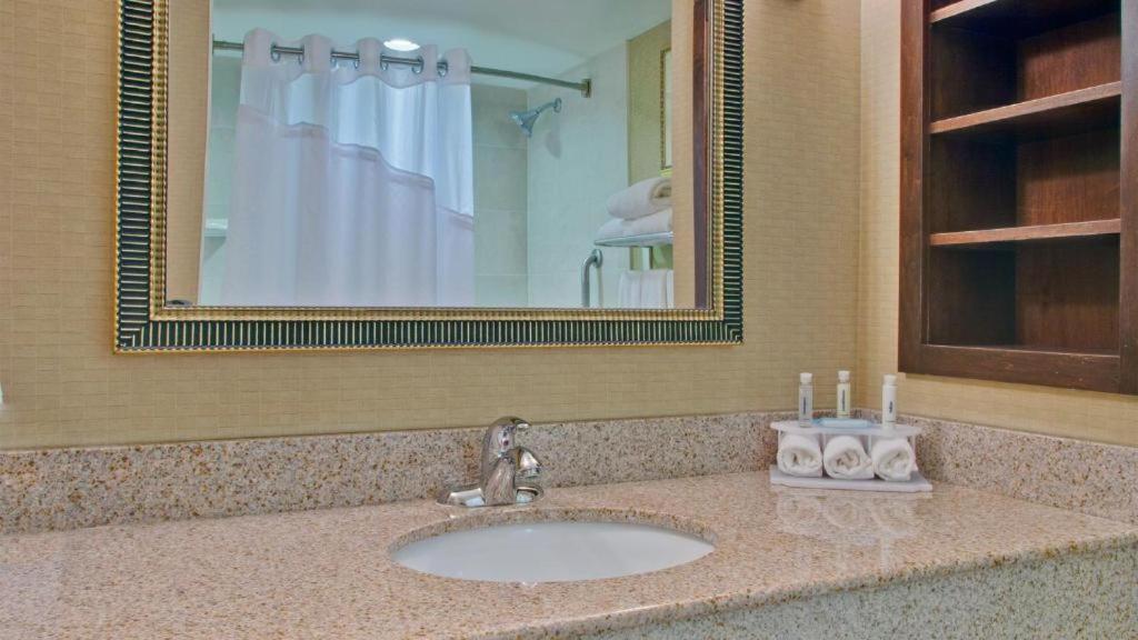 Holiday Inn Express & Suites Huntsville By Ihg Zewnętrze zdjęcie